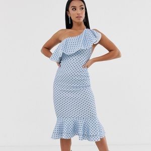 ASOS DESIGN polka dot one shoulder midi dress💙🤍
